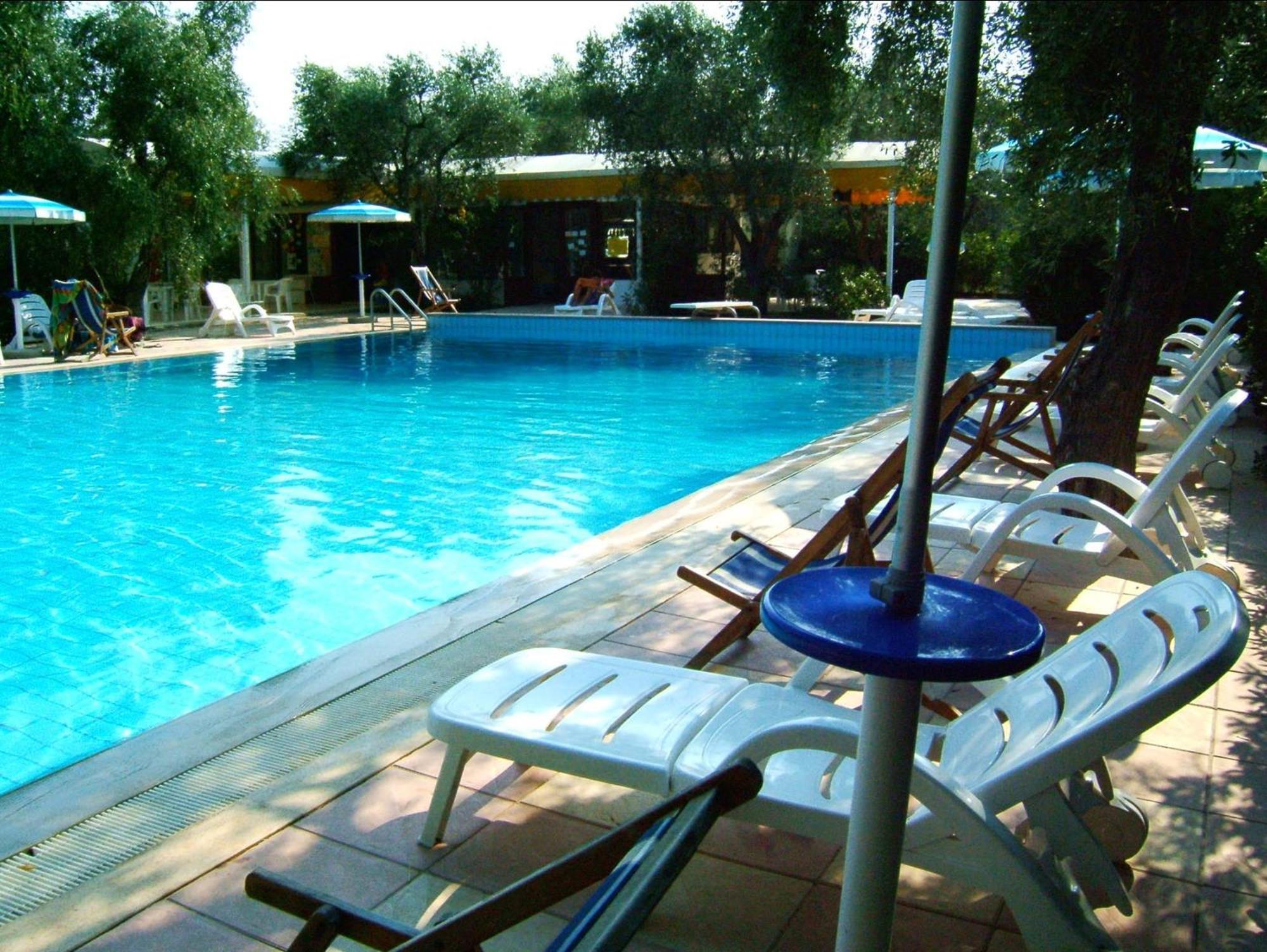 Residence Baia Del Gallo Vieste Ngoại thất bức ảnh